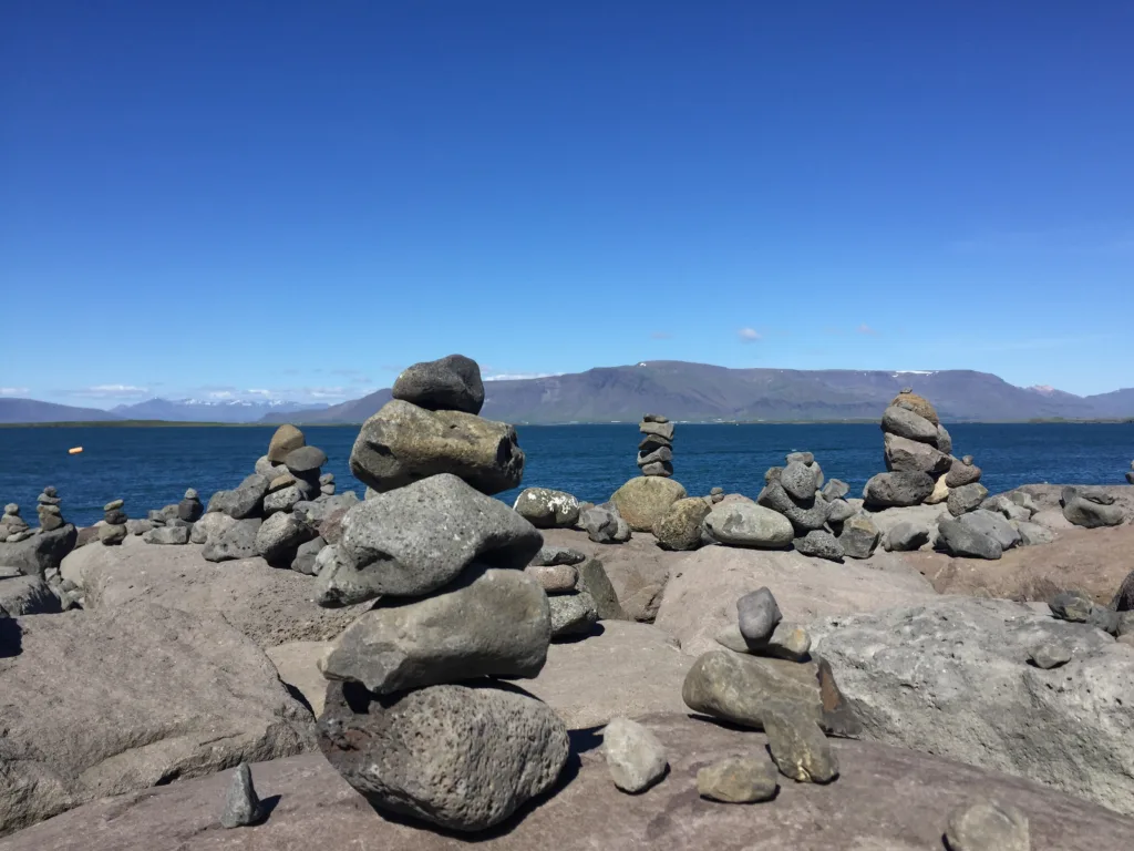 Beach stone pyramids Galicany, Reykjavik