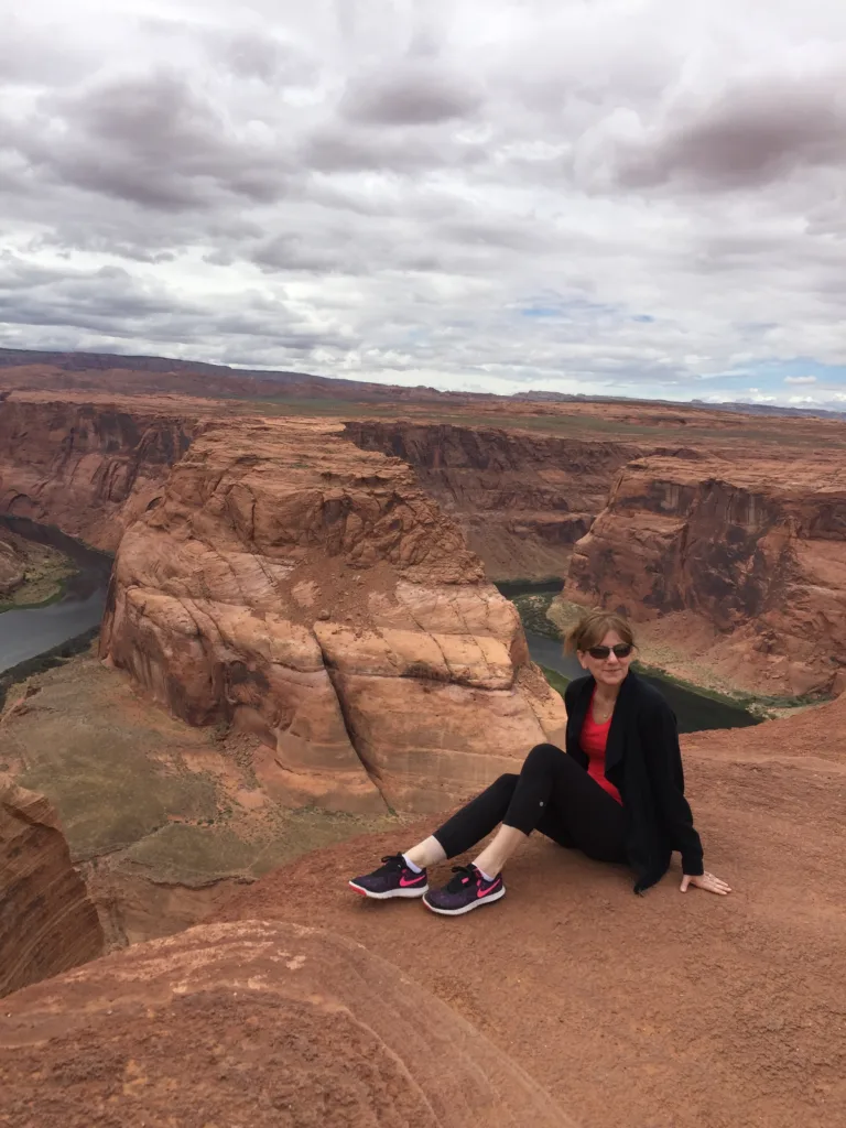 Styled Traveler Horseshoe Canyon